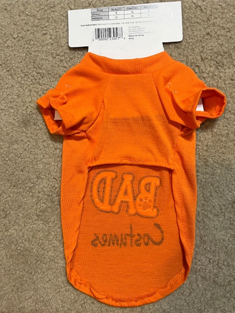 Halloween Novelty Pet Tee 🎃🐾 | “I Bark at BAD Costumes” | Small | NWT